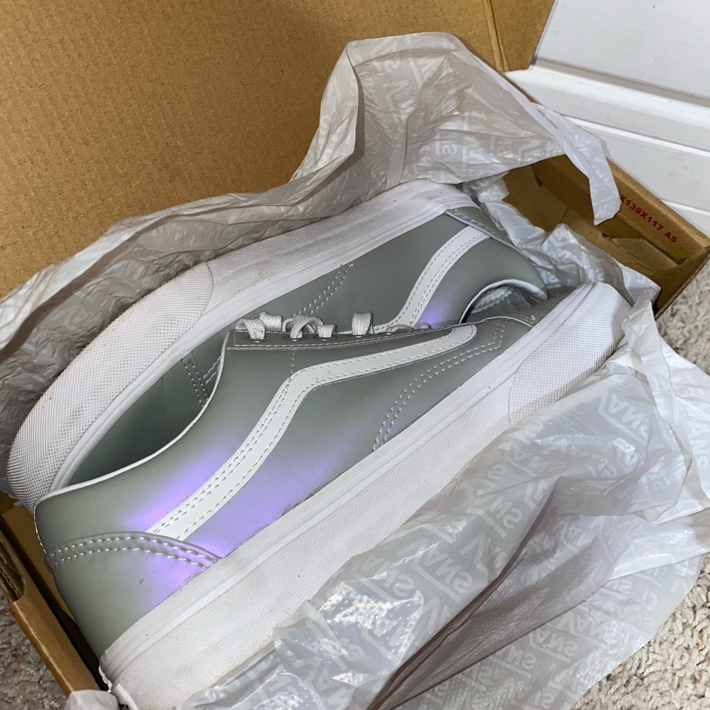 Iridescent Gray vans old skool